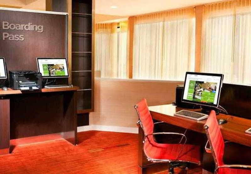 Courtyard By Marriott Dallas Arlington Entertainment District Eksteriør billede